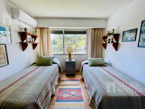 Venta: 4 Dormitorios Rooselvelt Center Punta Del Este