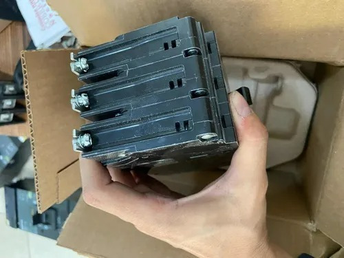 Interruptor Square D 3x15a Edb34015 Para Tablero Nf