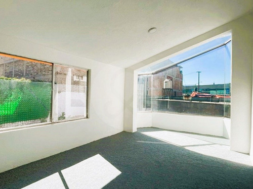 Casa En Venta En San Lorenzo La Cebada 4 Recámaras