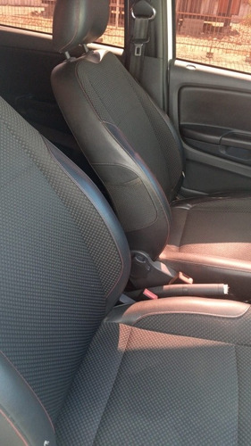 Imagem 5 de 7 de Volkswagen Fox 2014 1.6 Vht Rock In Rio Total Flex 5p