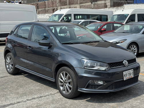 Volkswagen Polo 1.6 Comfortline Plus Mt