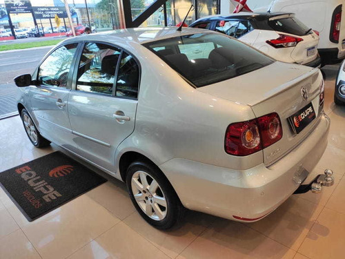 Imagem 4 de 15 de Volkswagen Polo 1.6 Mi (comfortline) 4p