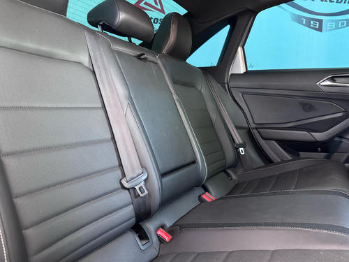 Volkswagen Jetta 2.5 Sportline Tiptronic At