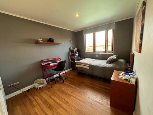 Casa En Venta De 7 Dorm. En Lo Barnechea