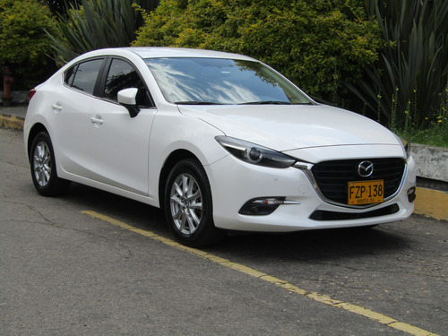 Mazda 3 2.0 Touring