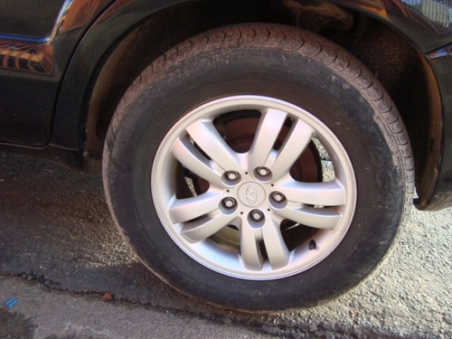 Imagem 7 de 12 de Peças Para Hyundai Tucson V6 2.7 Automatica Lataria Motor