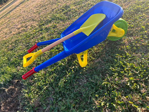 Carretilla Playera Juguete Infantil Grande + Pala Roroplast