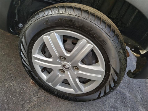 Imagem 7 de 10 de Kwid 1.0 12v Sce Flex Zen Manual