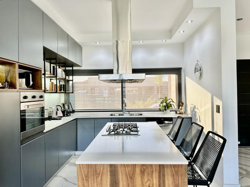Casa En Venta En Santa Rita Canning San Vicente