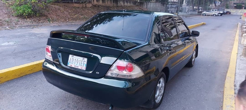 Imagen 4 de 7 de Mitsubishi Lancer Sincrónico