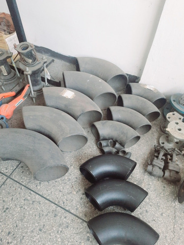 Imagen 2 de 5 de Codos Y Tee Acero Al Carbono Soldable 1-2-3-4-6