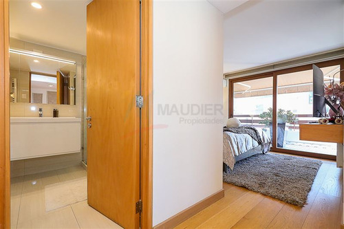 Departamento En Venta De 2 Dorm. En Las Condes