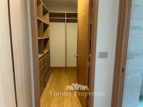Lujoso Dpto. En Venta De 4d + Sala De Estar En Las Rastr