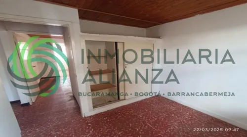Casa En Venta En Centro. Cod V61718