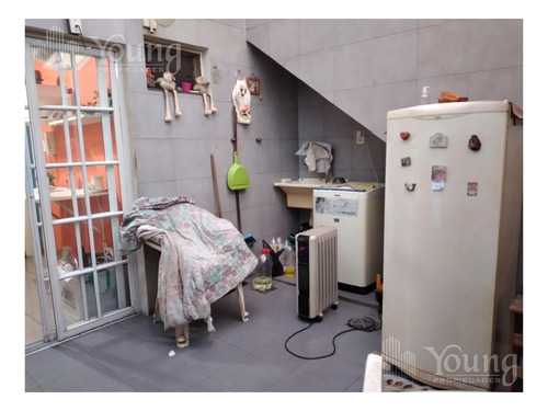 Imagen 7 de 16 de Duplex En Venta 3 Ambientes Con Garaje Cubierto En Bernal Oeste! Entrada Individual