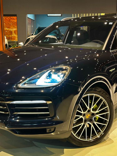 Porsche Cayenne E-Hybrid 3.0 V6 462cv