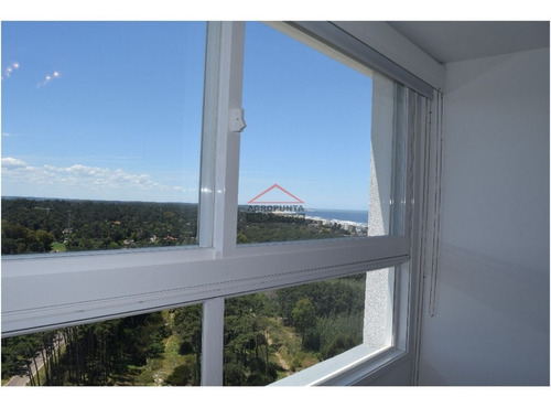 Apartamento En Venta 3 Dormitorios * Edificio De Categoría- Ref: 2619