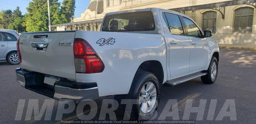 Toyota Hilux 2.8 4x4 Sr 2017