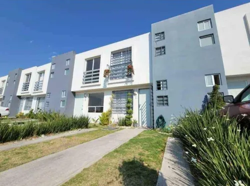 Casa En Venta En San Francisco Ocotlan, Puebla. Sh05