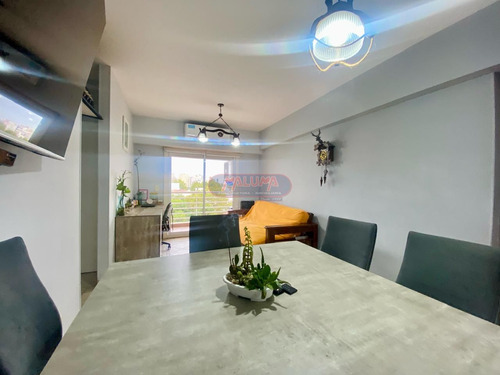 Departamento En Venta En Liniers