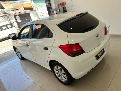 Chevrolet Onix 1.0 Joy 5p