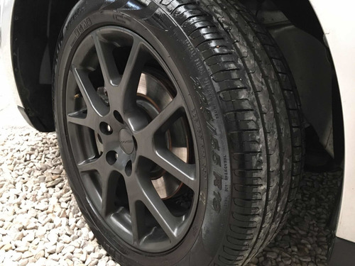 Imagen 9 de 15 de Dodge Journey 2013 3.6 R/t 286cv