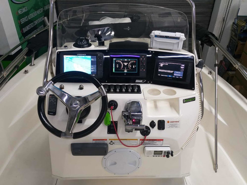 Imagen 13 de 18 de Boston Whaler Dauntless 18 Pies (eeuu) Única En Argentina.