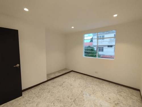 Casa En Arriendo En Pampalinda. Cod A10821