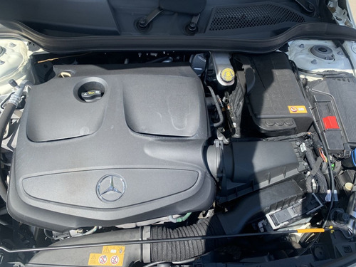 Imagem 14 de 14 de Mercedes-benz A 200 1.6 16v 4p Turbo Urban Automático