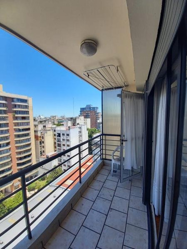 Imagen 7 de 20 de Flores: Venta 2 Ambientes Con Balcon, Muy Luminoso, En Edificio De Categoria
