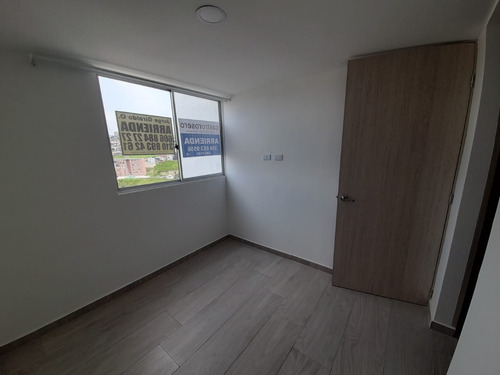 Arriendo Excelente Apartamento Por $1.400.000  Cervantes, Manizales