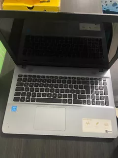 Laptop Asus Vivobook