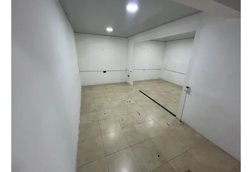 Bodega Tercer Piso En Arriendo San Diego
