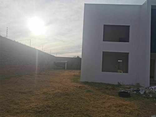 Casa En Venta En La Loma, Aguascalientes.