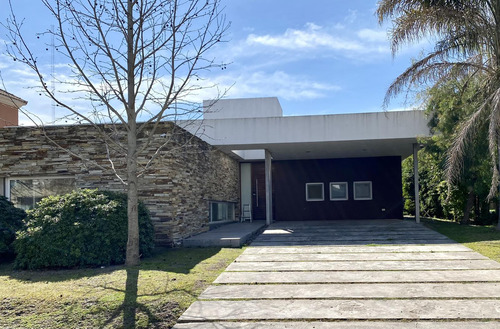 Casa En  Barrio Cerrado Altos Del Sol