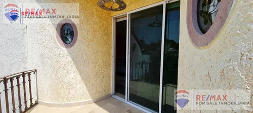 Venta De Casa Con 3 Departamentos En Cuernavaca, Morclave 3934