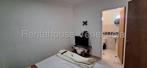 Mls #25-14787 En Puerto Encantado!!!