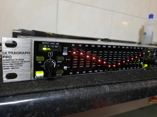 Equalizador Behringer Fbq1502hd Gráfico 127/220v (Usado)