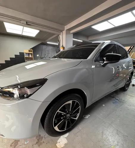 Mazda 2 Grand Touring Lx Carbon Edition 2.0