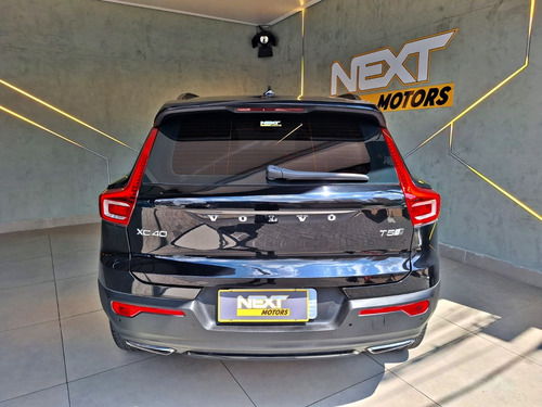 Volvo XC40 2.0 T5 GASOLINA R-DESIGN AWD GEARTRONIC