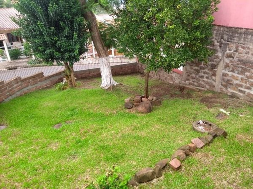 Casa Em Vila Nova Com 2 Dormitórios - Mi270797