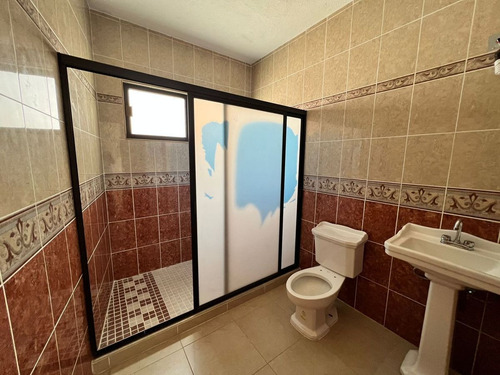 Imagen 19 de 24 de Casa Residencial En Venta/renta Seis Recámaras En Marfil Gua