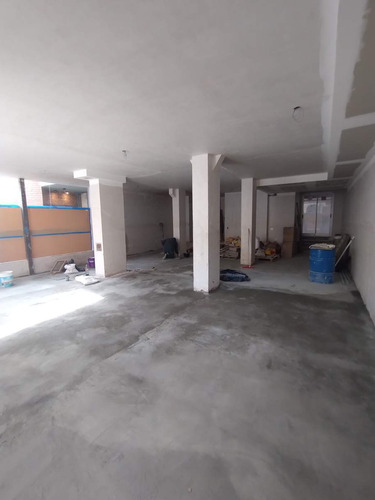 Imagen 2 de 4 de Se Alquila Local Comercial Nuevo - Zona Centro