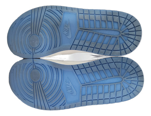 Jordan 1 Low Se Azul Verdadero - No Caja (Usado)