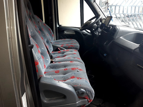 Peugeot Boxer Minibus 2010 2.3 Hdi 330m Médio 15l 5p