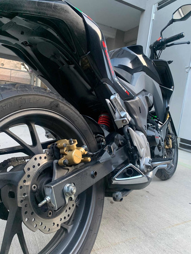 Imagen 6 de 10 de Honda Cb190r Repsol