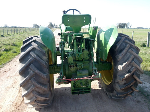 Tractor John Deere 2420
