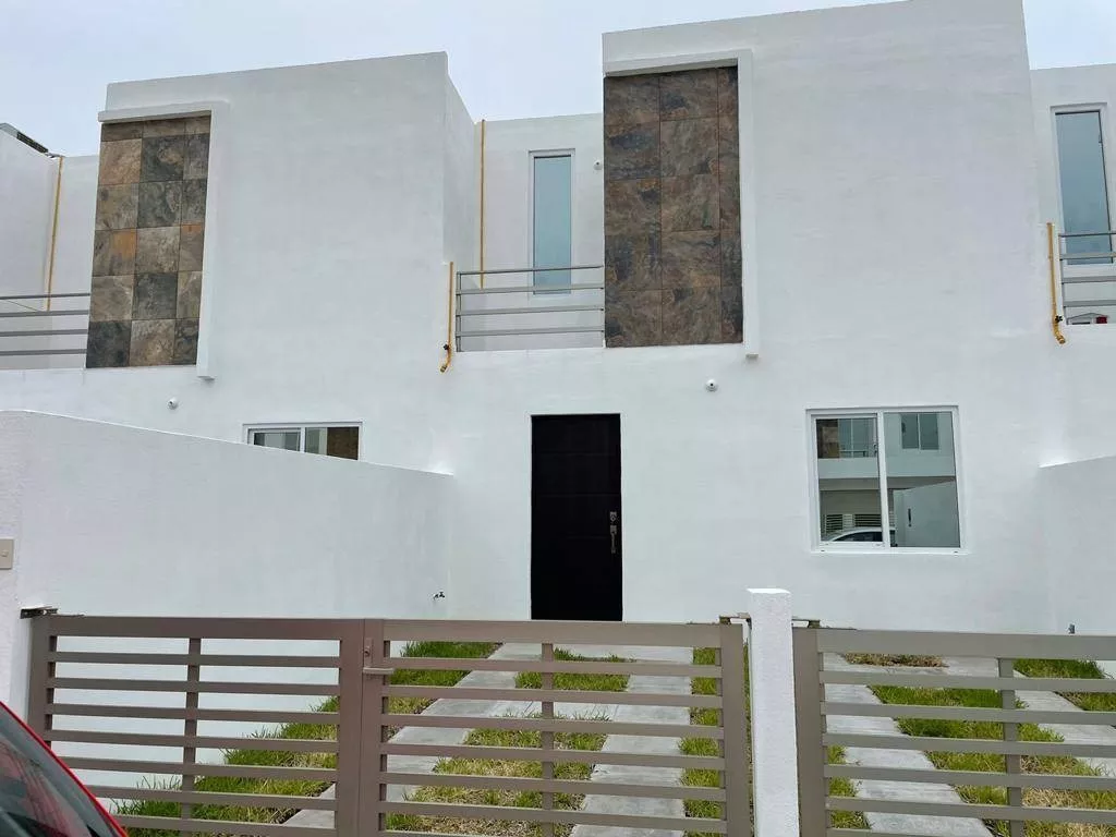 Vendo Casa Nueva En Veracruz, Zona Aeropuerto. (fracc. Pueblos Mágicos)