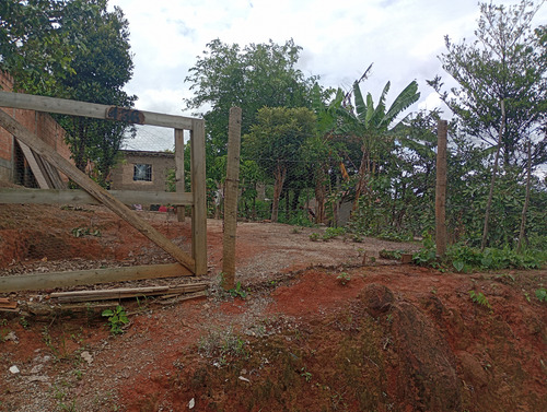 Vende-se Lote 360 Metros Com Casa