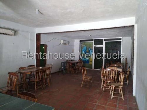 Casa Super Potencial Para Hacer Tu Mejor Inversión A 200m De La Playa 25-14684